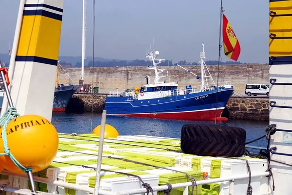 Visserij Boeien Opgeslagen Het Dek Van Een Vissersboot Lange Voering — Stockfoto