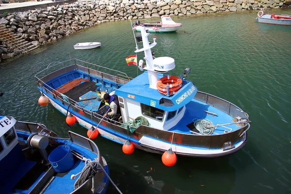 Pequeno Barco Pesca Longa Forro Preparado Para Deixar Porto Para — Fotografia de Stock