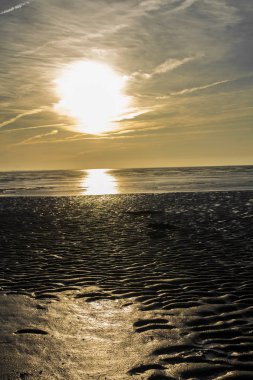 Bremerhaven, Almanya 'da akşam saatlerinde en güzel bulut oluşumlarından biri.