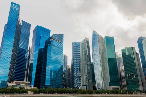シンガポールのダウンタウンコアビジネスセンター地区 高層ビルや街並み パノラマ — ストック写真