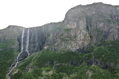 Hemsedal 'da harika bir çift şelale. Norveç' te Viken Buskerud..