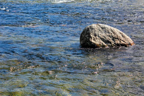 Flowbeautiful River Lake Hemsila Hemsedal Viken Buskerud Noruega — Fotografia de Stock