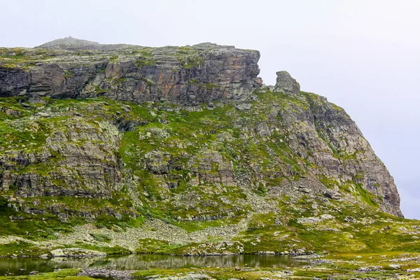 Brouillard Nuages Rochers Falaises Sur Montagne Veslehdn Veslehorn Hemsedal Norvège — Photo