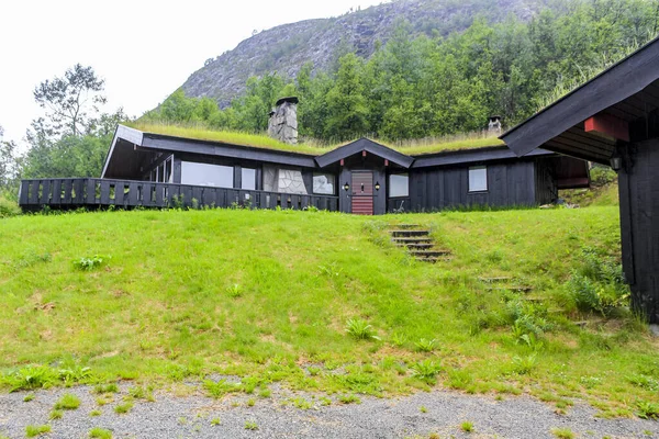 Beautiful Black Wooden Cabin Hut Overgrown Roof Hemsedal Norway — Stock Photo, Image