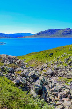 Güzel Vavatn Gölü ve dağları Hemsedal, Viken, Norveç.