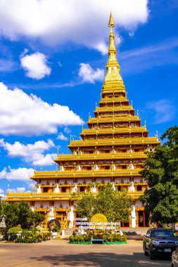 Khon Kaen bölgesi Isan Tayland 06. Kasım 2018 Phra Mahathat Kaen Nakhon pagoda stil Budist tapınağı ve Wat Nong Waeng altın tapınakları Khon Kaen Eyaleti Isan Kuzeydoğu Tayland.