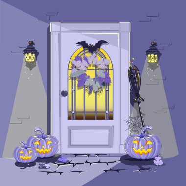 Çizgi film tarzında mutlu Cadılar Bayramı. Kapı balkabakları, yapraklardan bir çelenk, bir cadının süpürgesi ve klasik fenerlerle süslenmiş. Cadılar Bayramı partisi için vektör illüstrasyonu.