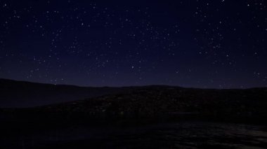 Samanyolu ve yıldız gece