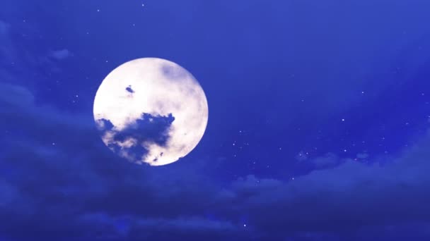 Movimiento de nubes cúmulos en el fondo de la luna — Vídeo de stock