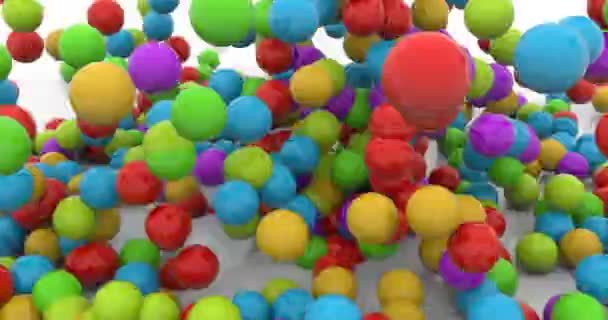 Барвисті пластикові кульки впали час кадрів — стокове відео