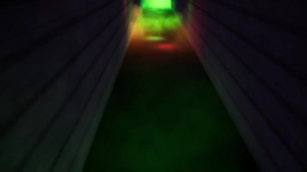 Dunkler Korridor mit bunter Beleuchtungsanimation — Stockvideo