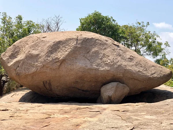 Grandi Rocce Antiche Siti Del Patrimonio Presso Gruppo Monumenti Mahabalipuram — Foto Stock