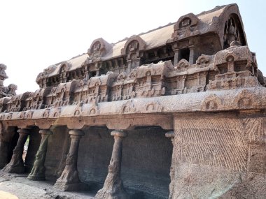 Mahabalipuram, Tamil Nadu 'da taş kesimi mağara tapınakları