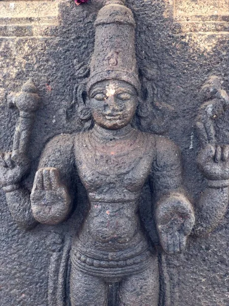 Skulptur Kvinna Poserade Danssteg Bas Reliefskulptur Snidad Stenmurarna Vid Shiva — Stockfoto