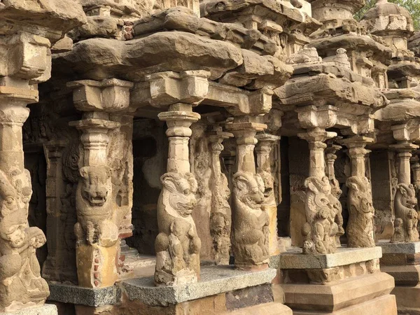 Sandsteinschnitzereien Der Löwenskulptur Den Säulen Des Alten Kanchi Kailasanathar Tempels — Stockfoto