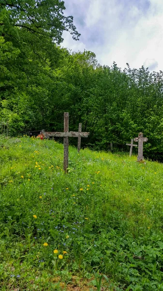 Keresztek Elfelejtett Temetőben — Stock Fotó