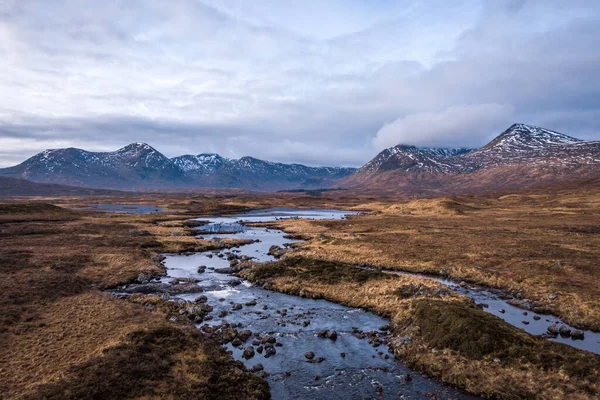 Scottish Highland Streams Low Hanging Clouds Looking Black Mount Mountain — Stock Photo, Image