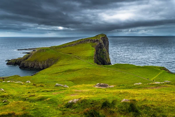 Velkolepé Útesy Neistického Bodu Pobřeží Ostrova Skye Skotsku — Stock fotografie