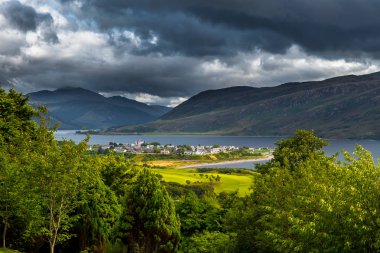Scotlan 'Da Atlantic Coast 'da Ullapool ve Loch Broom şehri