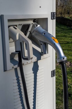 Elektrikli Araç Şarjı İstasyonunda Güç Kablosu Tedariği
