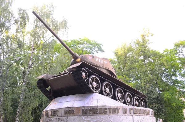 Monumento Los Soldados Libertadores Yartsevo Tank —  Fotos de Stock