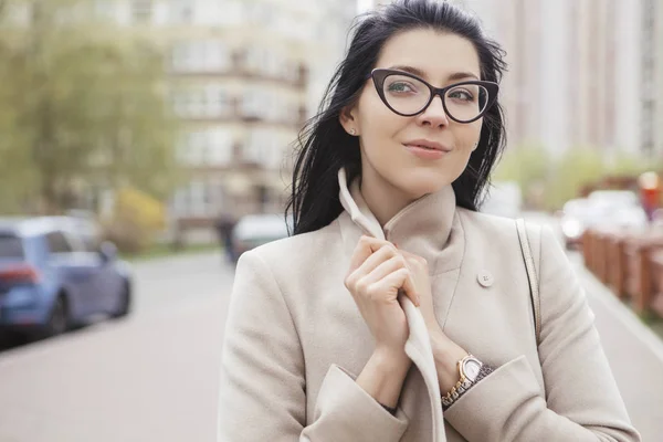 Woman Long Black Hair Walk City Park She Wears Classic — Stock Photo, Image