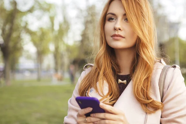 Red Haired Sexy Size Woman Walking Park Cold Weather She — Stock Photo, Image