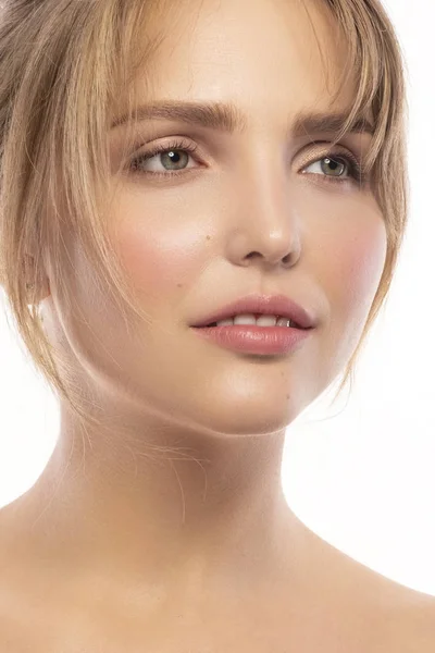 Cute Smiling Blonde Caucasian Woman Fresh Clean Healthy Flawless Skin — Stock Photo, Image