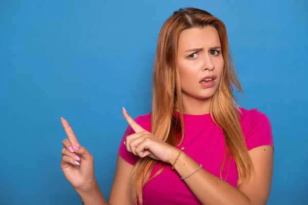 Sexy Size Model Long Red Hair Pink Shirt Blue Background — Stock Photo, Image