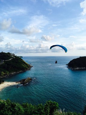 Planördeki kemerlerin görüntüsü. Phuket
