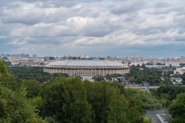 2020 yazında Moskova 'daki Luzhniki Stadyumu manzarası