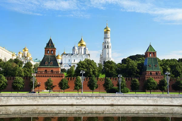 Kremlin Moscovo Wiev Kremlin Embankment Rio Moskva — Fotografia de Stock