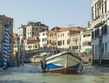 18.04.2019. İtalya. Venedik 'teki kanalda.