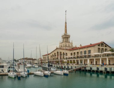 19.11.2017 Rusya. Krasnodar bölgesi. Sochi Deniz Terminali. 