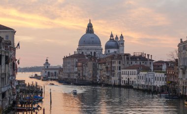 21.04.2019. İtalya. Venedik. Büyük Kanal 'ın sabah manzarası.