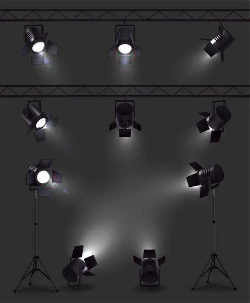 Projecteurs réalistes Dark Set — Image vectorielle