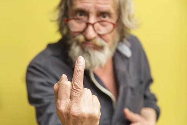 Portret Van Oude Man Met Lange Haren Baard Dragen Van — Stockfoto