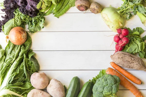 Varias Verduras Mesa Blanca Madera Alimento Saludable — Foto de Stock