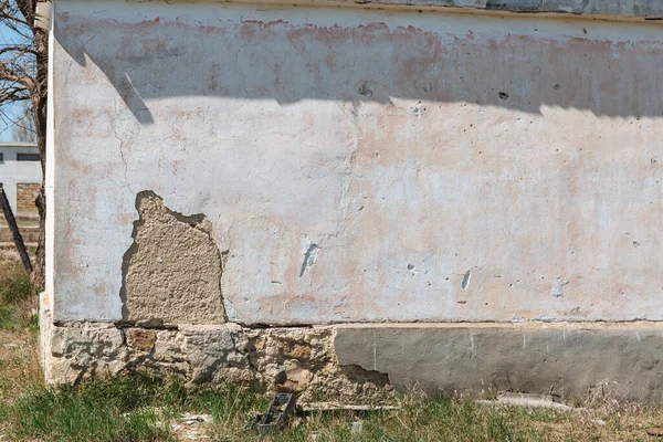 Plaster Peeling Brick Wall Foundation Residential Building Gradually Collapsing — Stock Photo, Image
