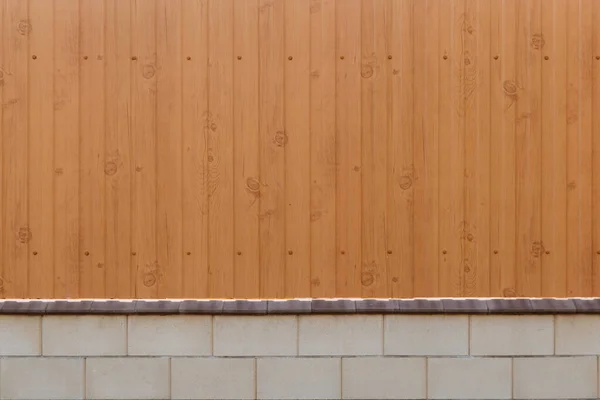 Güzel Desenli Teneke Bir Çit Dikey Çizgili Modern Çit — Stok fotoğraf