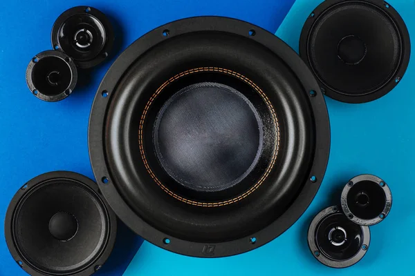 Áudio Carro Alto Falantes Carro Subwoofer Preto Fundo Azul Claro — Fotografia de Stock