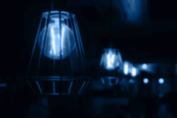 Абстрактные Подвески Украшения Интерьера Светятся Темноте Лампы Висят Рядами Синий — стоковое фото