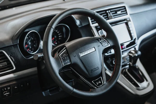 Detailansicht des Autolenkrads. — Stockfoto