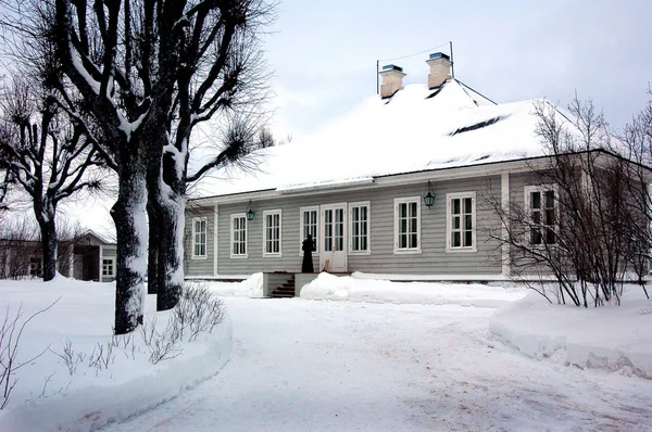 Casa Onde Pushkin Serviu Seu Exílio Mikhailovskoye Pskov Rússia — Fotografia de Stock