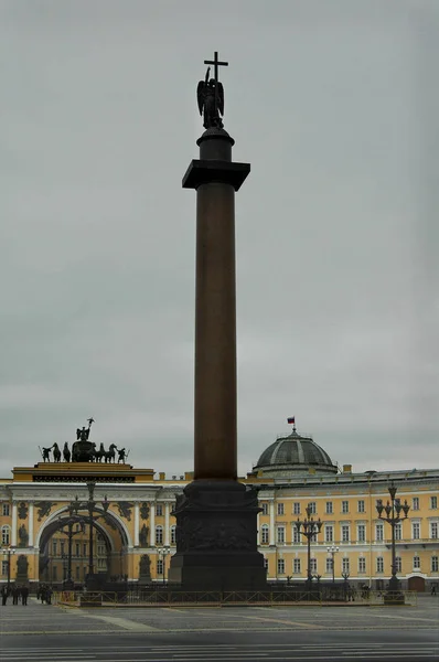 História Tradicional Pilar Alexandria Arco Triunfo São Petersburgo Rússia — Fotografia de Stock