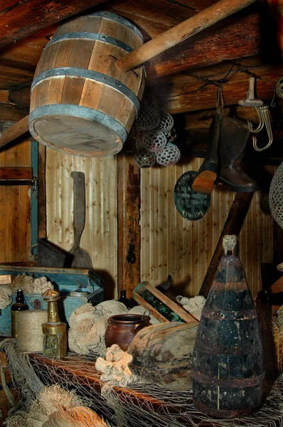 Eski Norveçli balıkçıların yarı unutulmuş oyuncaklarının yaşamı