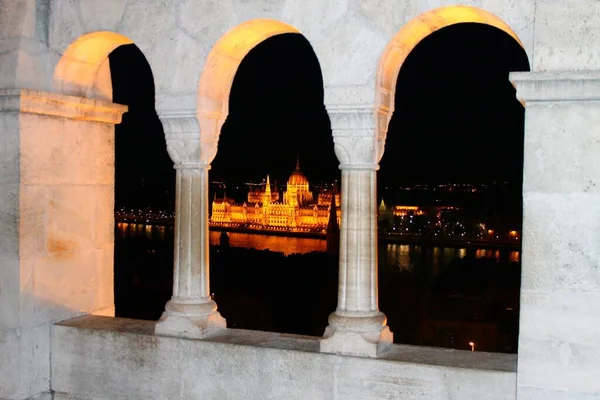 Una ventana al Parlamento — Foto de Stock