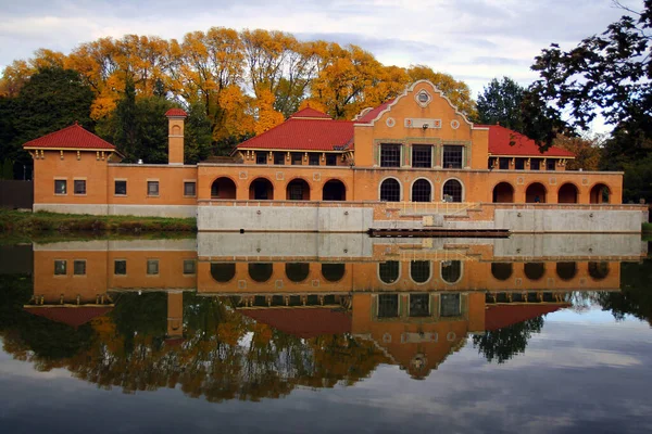 Albany 'deki Washington Park' ta Yansımalar