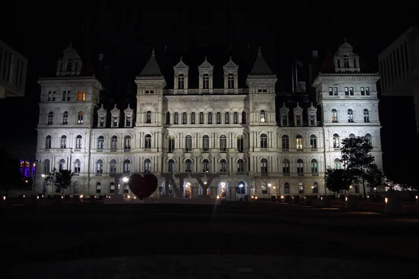New York State Capitol v noci — Stock fotografie