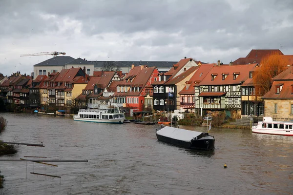 Casas en el canal de Bamberg en Alemania — Foto de Stock